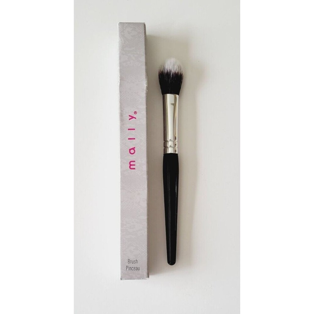MALLY Round Synthetic Concealer Brush For Flawless Makeup Application NEW